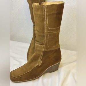 Nine West Vintage-Rare Stitched Suede knee high Tan/Caramel Boots